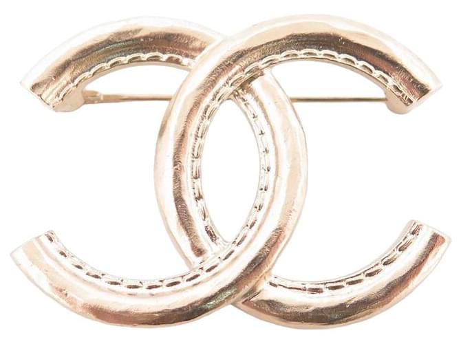 Anderer Schmuck Neue Chanel Logo Cc Brosche In Gold Metal Kollektion Goldene Neue Brosche