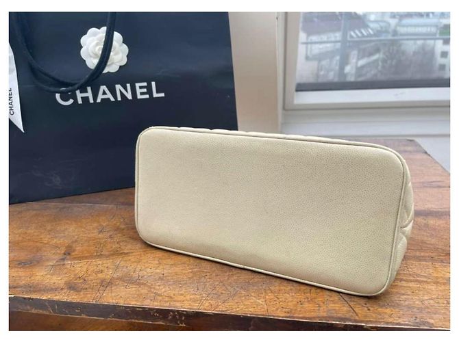 Chanel BOLSA DE CAVIAR MEDAILLON DE COURO Bege - vista 7
