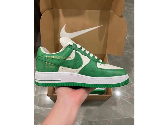 Baskets Louis Vuitton Nike Air Force 1 Low Vert Cuir - vue 2