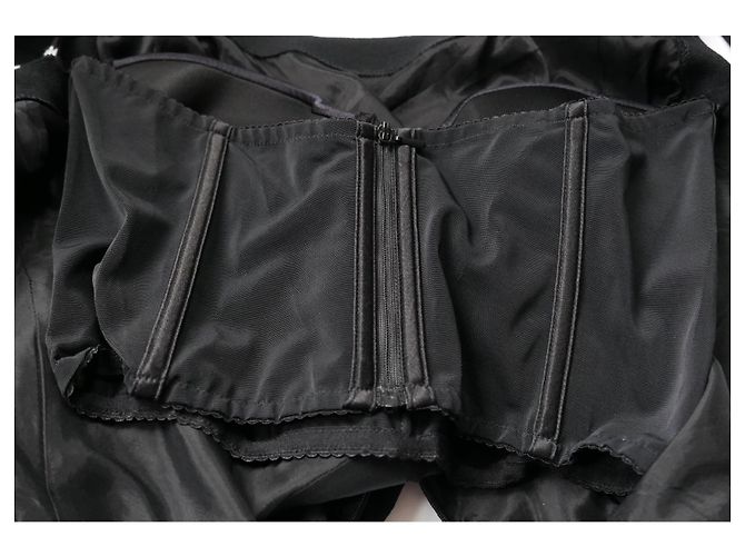 Alexander McQueenSS04 Kleid mit Zombiestich Schwarz - Ansicht 7