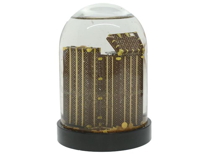 LOUIS VUITTON Wardrobe Trunk Snow Globe 2009 limited year Clear LV Auth 37516 - view 3