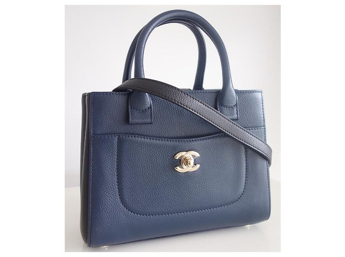 Neo Executive Chanel zweifarbige Tasche Schwarz Blau - Ansicht 2
