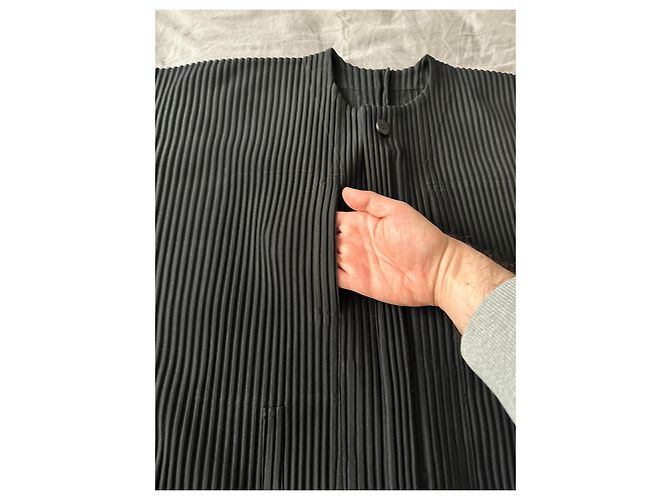 Issey Miyake Tuta Homme Plissé Nera - vista 12