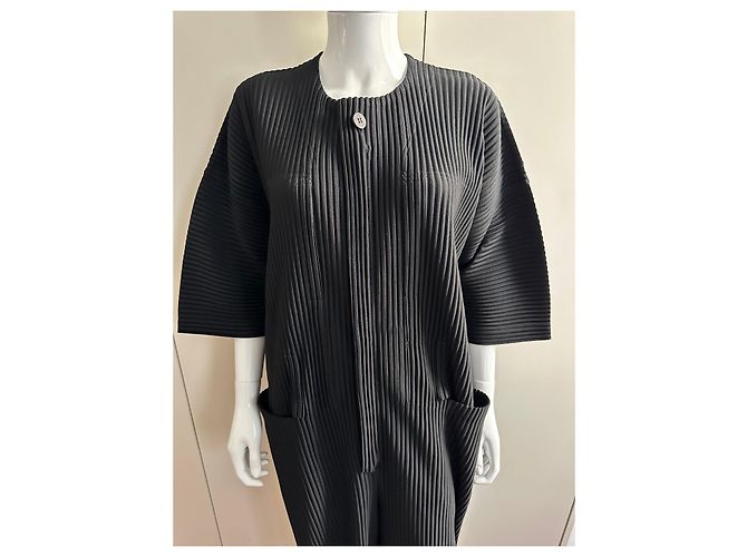 Issey Miyake Tuta Homme Plissé Nera - vista 17