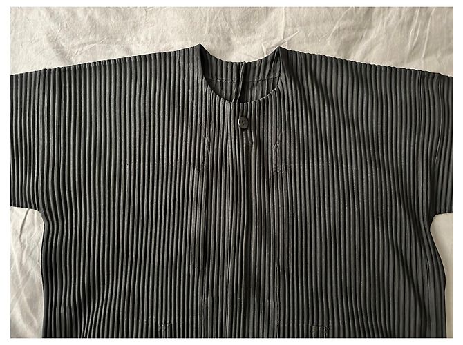 Issey Miyake Tuta Homme Plissé Nera - vista 6