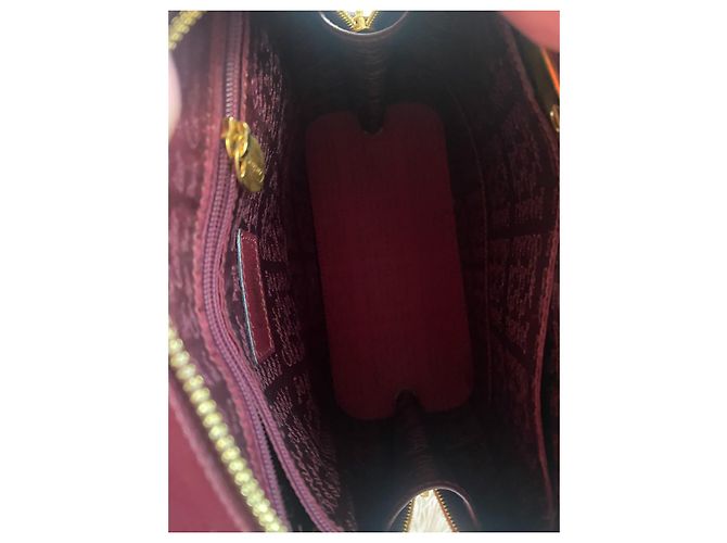 Borsa a mano Cartier in pelle rosso scuro Bordò - vista 4