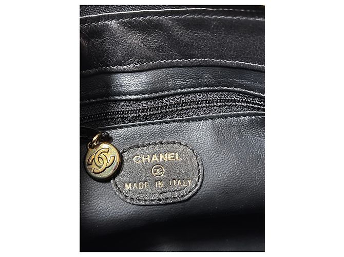 Pochette Chanel in pelle verniciata nera Nero - vista 8