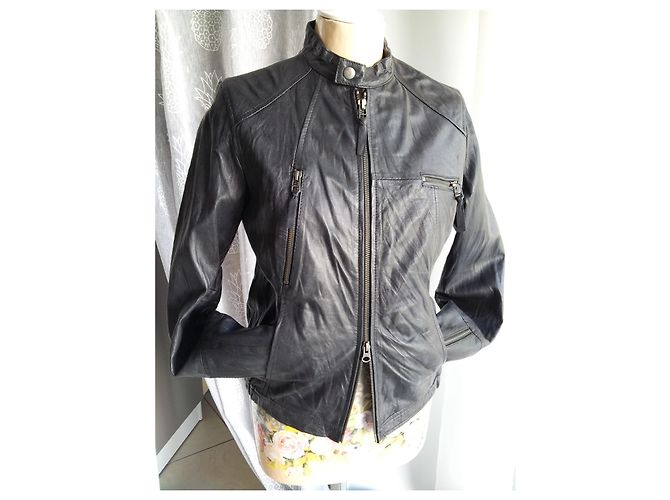 Autre Marque Schwarze Lederjacke Größe 40 - Ansicht 3