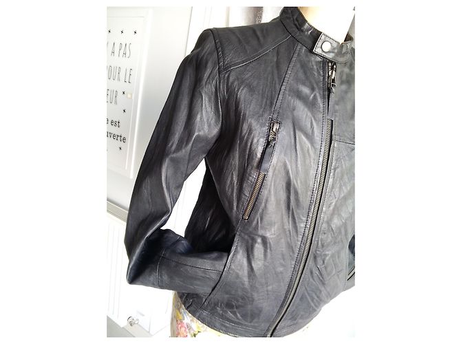 Autre Marque Schwarze Lederjacke Größe 40 - Ansicht 9