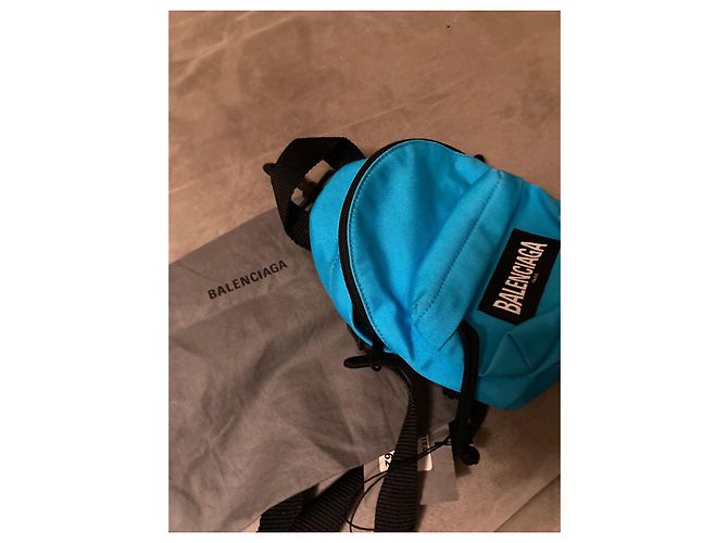 Air Hobo Pochette Balenciaga in acrilico blu - vista 5