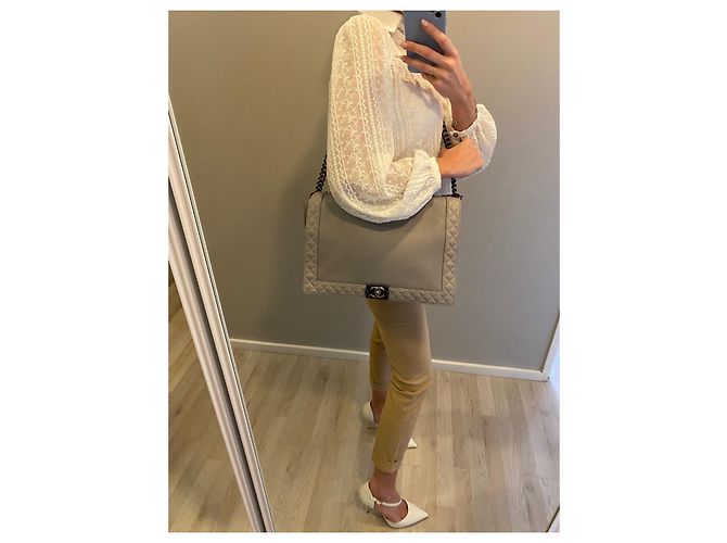 Chanel Boy XXL Handtasche Grau Glattleder - Ansicht 11