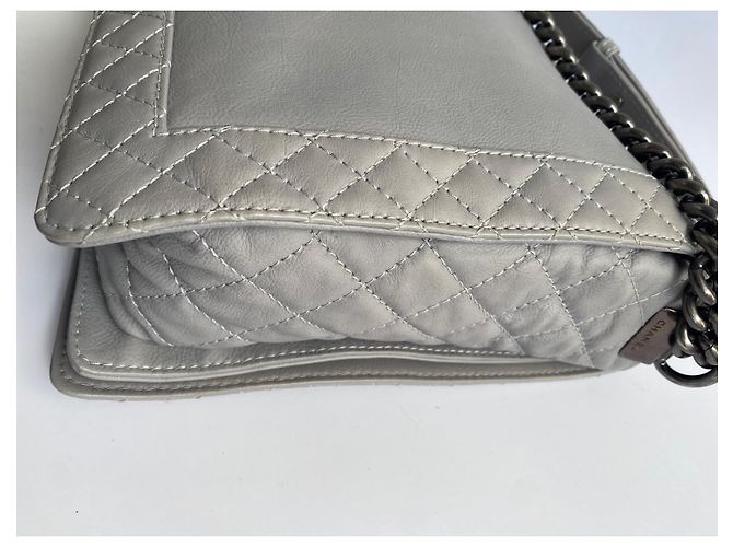 Chanel Boy XXL Handtasche Grau Glattleder - Ansicht 5