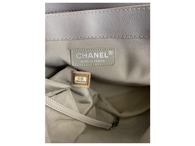 Chanel Boy XXL Handtasche Grau Glattleder - Ansicht 7