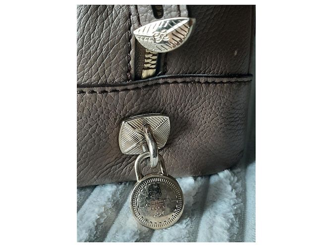 Borsa a mano Lancel Adjani in pelle taupe - vista 4