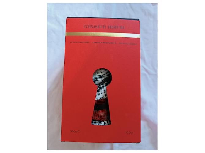 Fornasetti "Bacio" scented candle - view 10
