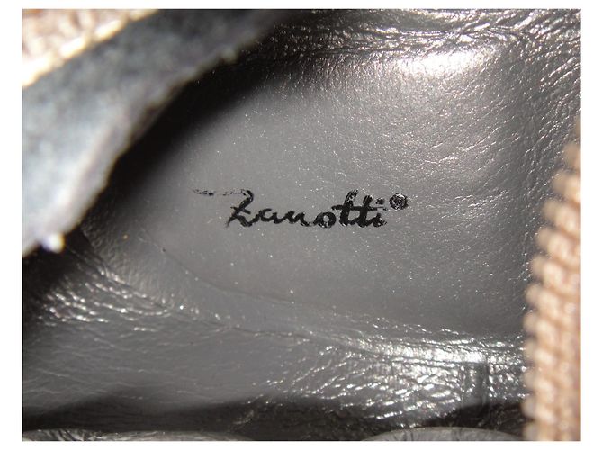 Botas Giuseppe Zanotti beige de gamuza talla 37 - vista 6