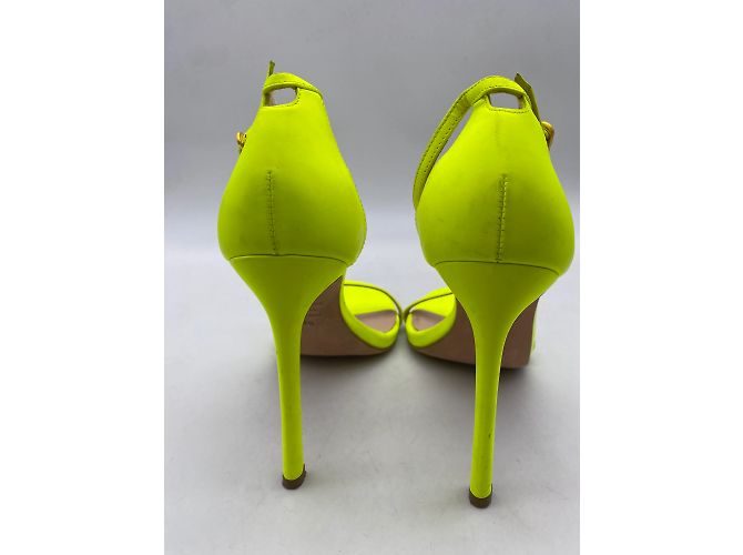 Sandali Stuart Weitzman T.EU 36.5 Pelle Giallo - vista 3