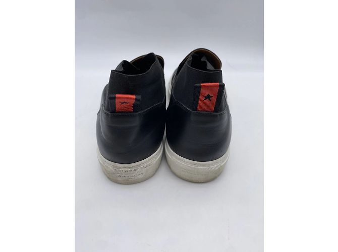 GIVENCHY Zapatillas T.UE 42 cuero Negro - vista 5