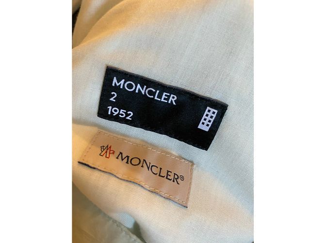 MONCLER Shorts T.IT 40 Polyester Roh - Ansicht 4