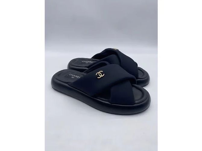 CHANEL  Mules & clogs T.eu 39 cloth Black - view 4