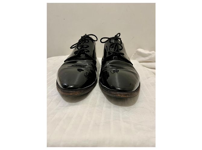 Derby stringate Burberry in vernice nera - vista 3