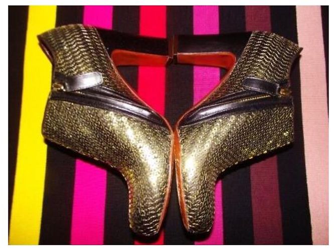 MARC BY MARC JACOBS BOTAS BAJAS BOTINES ORO ANTIGUO S 38.5 Dorado - vista 8