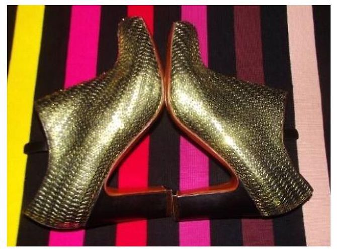 MARC BY MARC JACOBS BOTAS BAJAS BOTINES ORO ANTIGUO S 38.5 Dorado - vista 9