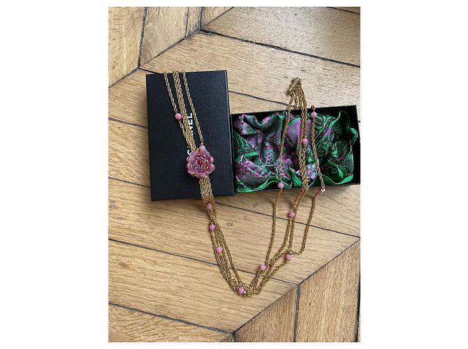 Collana lunga vintage Chanel Maison Gripoix Rosa - vista 2