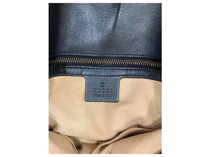 Bolso de hombro Gucci GG Marmont matelassé de piel negro - vista 10