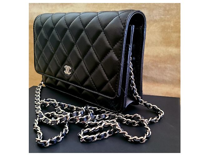 Wallet On Chain Chanel Brieftasche an der Kette Schwarz - Ansicht 3