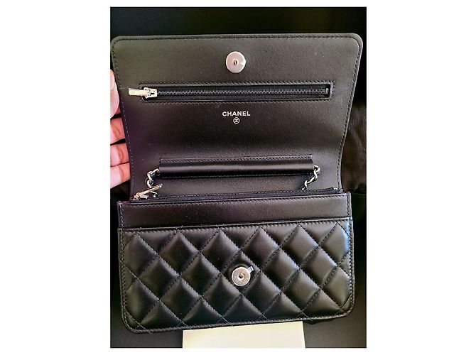 Wallet On Chain Chanel Brieftasche an der Kette Schwarz - Ansicht 5
