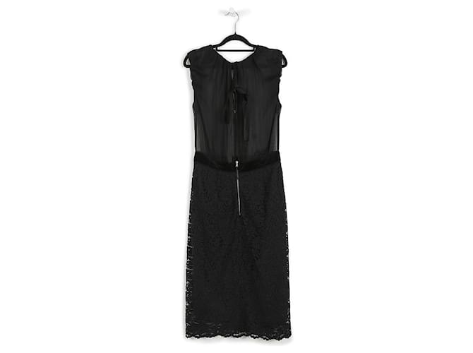 Shape Robe Longue En Dentelle Noire À Décolleté Et Volants | Shape | PLT FR