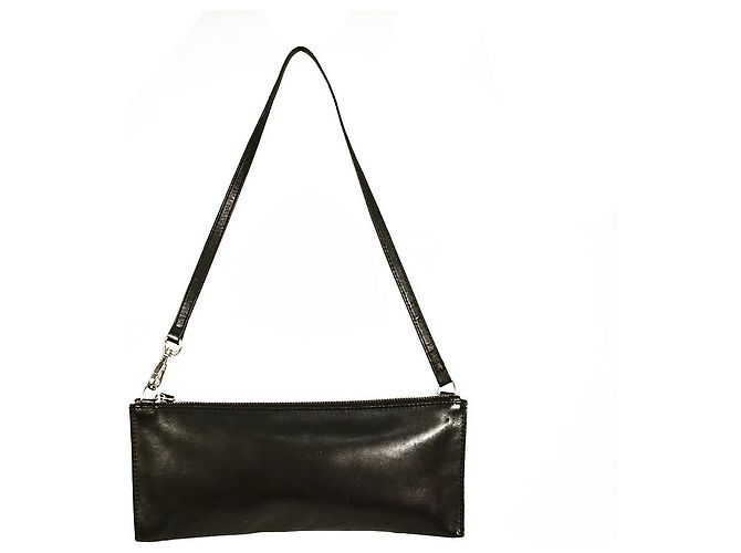 Uterque Kleine Handtasche aus schwarzem Leder mit Reißverschluss oben - Ansicht 2
