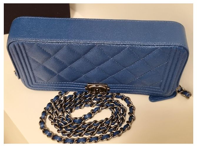 Wallet On Chain Zip foderata Chanel Boy WOC Blu - vista 8