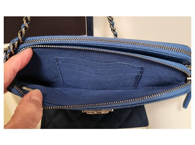 Wallet On Chain Zip foderata Chanel Boy WOC Blu - vista 9