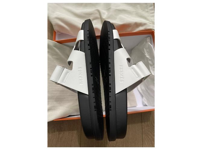 Hermès Sandalen Schwarz Weiß - Ansicht 5