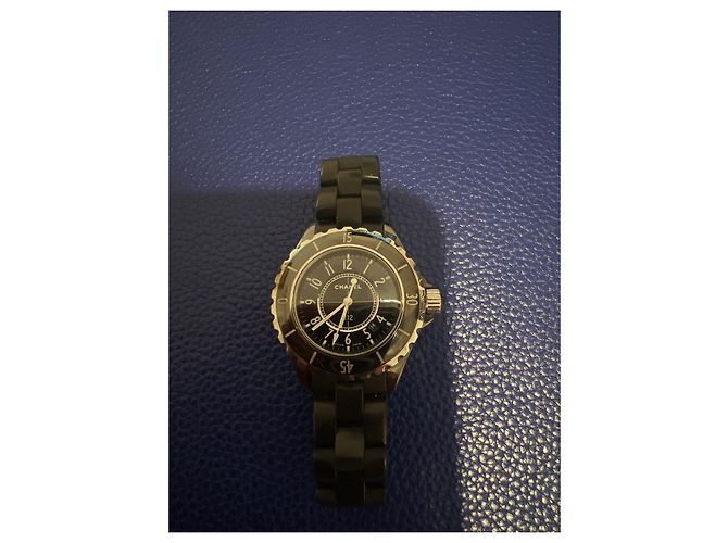 Chanel J12 Uhr aus schwarzer Keramik - Ansicht 2