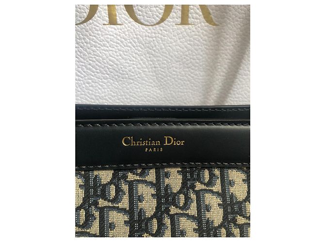 MEDIUM TASCHE MIT SCHLÜSSEL VON DIOR - Ansicht 4