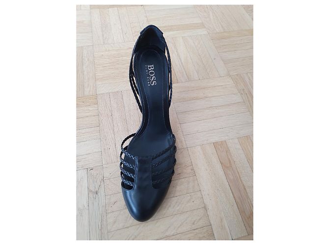 Hugo Boss leather pumps / high heels black - view 2
