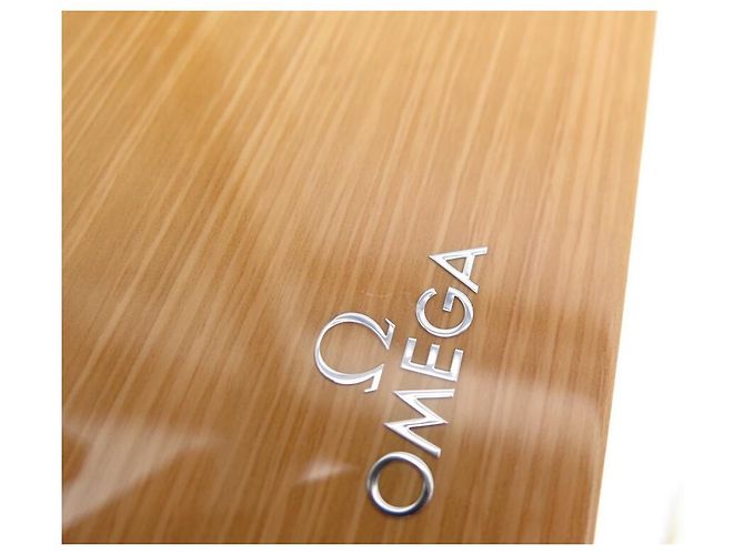 NUEVA CAJA ÚNICA PARA LA CAJA DE RELOJ OMEGA SEAMASTER SPEEDMASTER DE MADERA BARNIZADA - vista 12