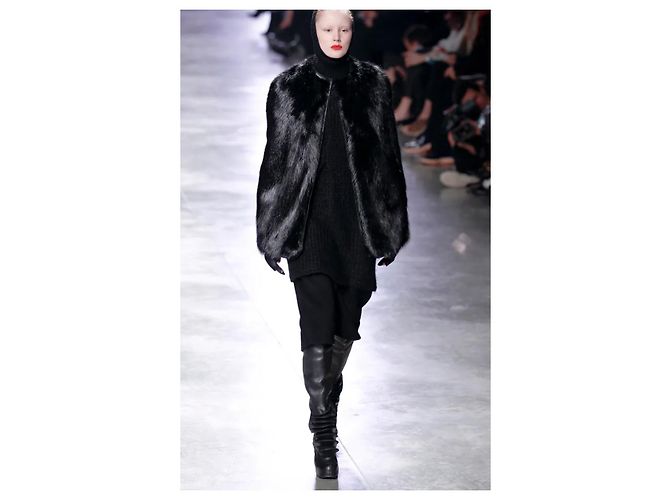 Otoño de Rick Owens 2011 Capa de piel de castor Negro - vista 3