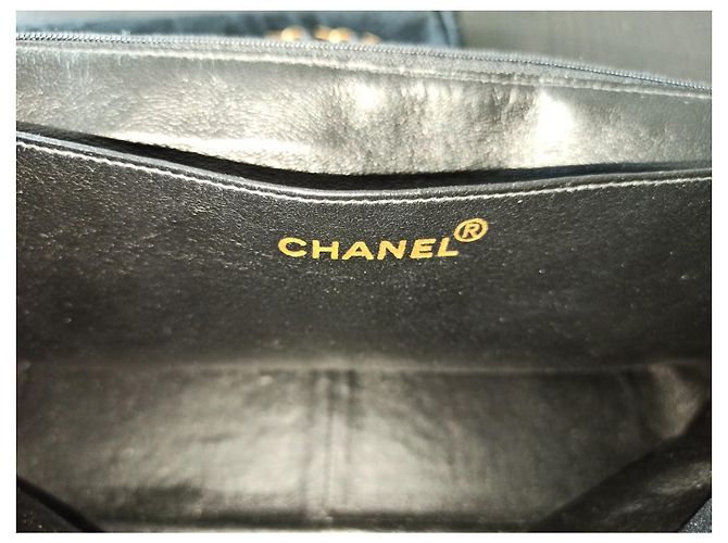 Chanel Timeless Vintage schwarze Tasche - Ansicht 10