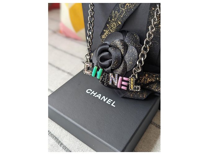 Chanel Kuba 2017 Sammlung 17P Scoubidou Choker Seltene Halskette Mehrfarben - Ansicht 12