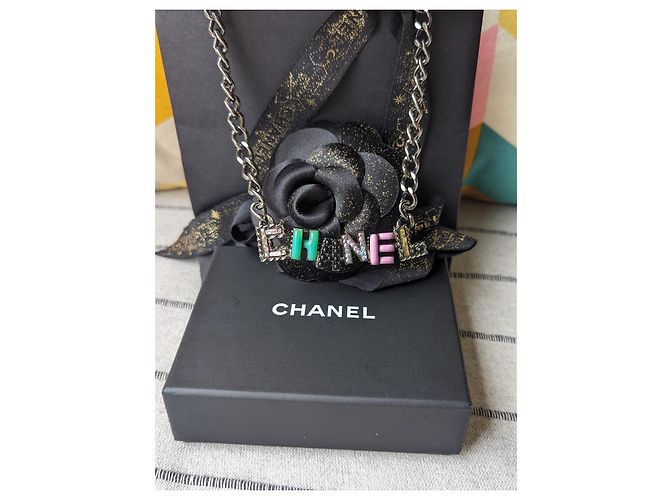 Chanel Kuba 2017 Sammlung 17P Scoubidou Choker Seltene Halskette Mehrfarben - Ansicht 13
