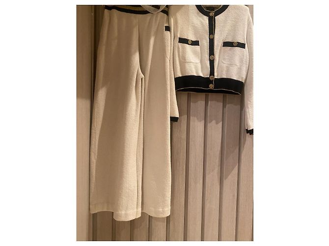 Chanel Conjunto cardigã e calça Bege - vista 6