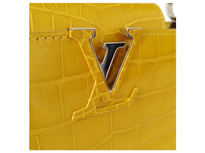 Louis Vuitton Capucines Mini in yellow alligator - view 8