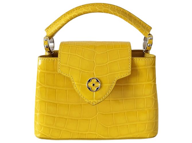 Louis Vuitton Capucines Mini in yellow alligator - view 9