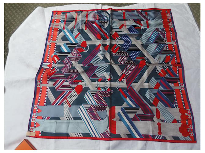 Sciarpa Hermès Zig Zag Straps in seta 90/90 Multicolore - vista 2