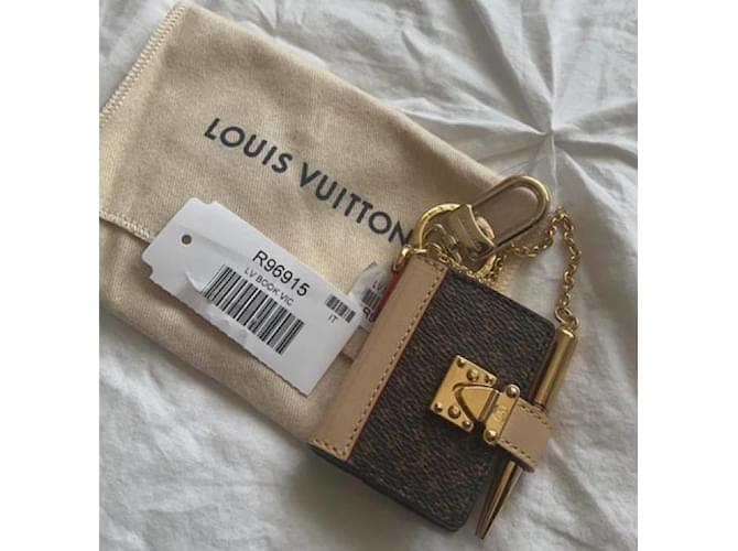Louis Vuitton Portachiavi libro Lv Beige - vista 2
