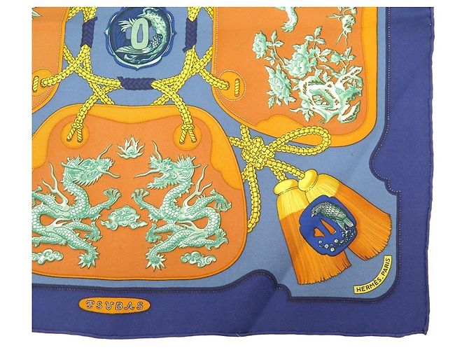 Hermès LOT 2 HERMES GAVROCHES SCIARPE LES FOLIES DU CIEL & TSUBAS CARRES SCIARPE Multicolore - vista 14